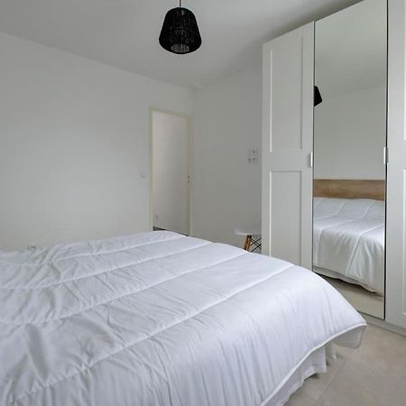Les Forges Fond Apartment Avoine Bagian luar foto