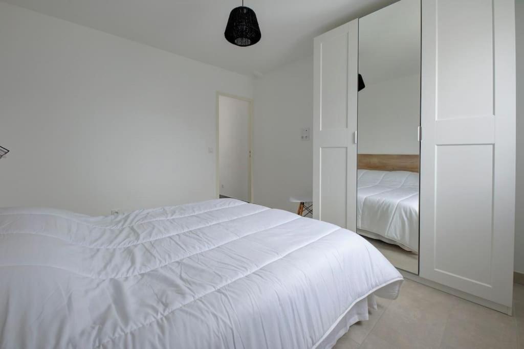 Les Forges Fond Apartment Avoine Bagian luar foto