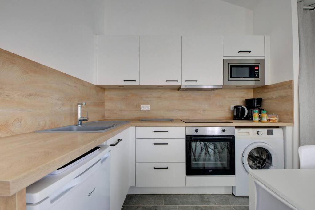 Les Forges Fond Apartment Avoine Bagian luar foto