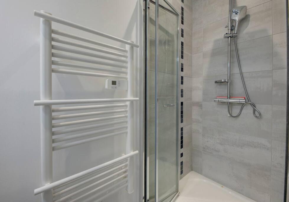 Les Forges Fond Apartment Avoine Bagian luar foto