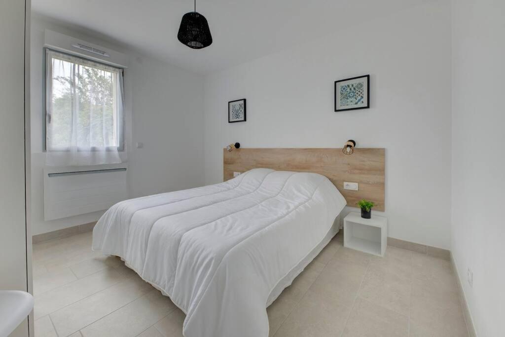 Les Forges Fond Apartment Avoine Bagian luar foto